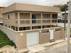 Casa com piscina, grande e espaçosa no Condomínio dos Pássaros